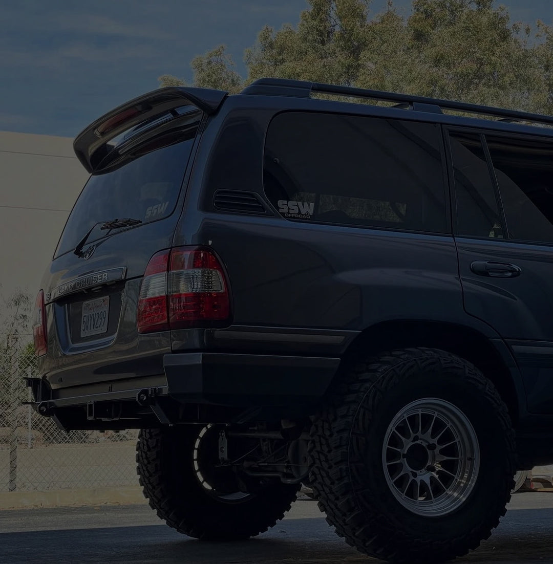 Toyota Land Cruiser 100