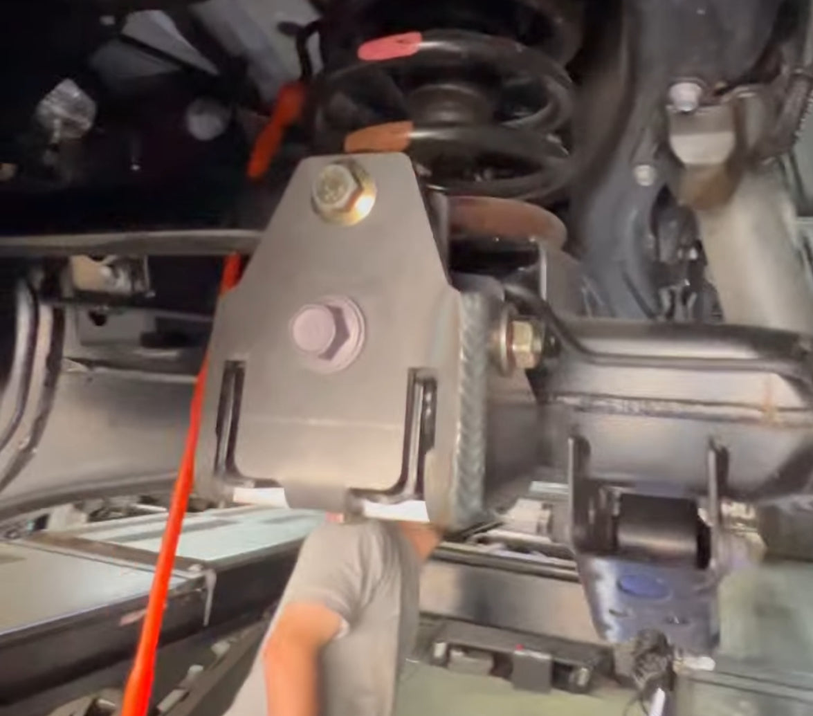 B.O.T.C.K TrackBar Kit for Improved Land Cruiser Stability