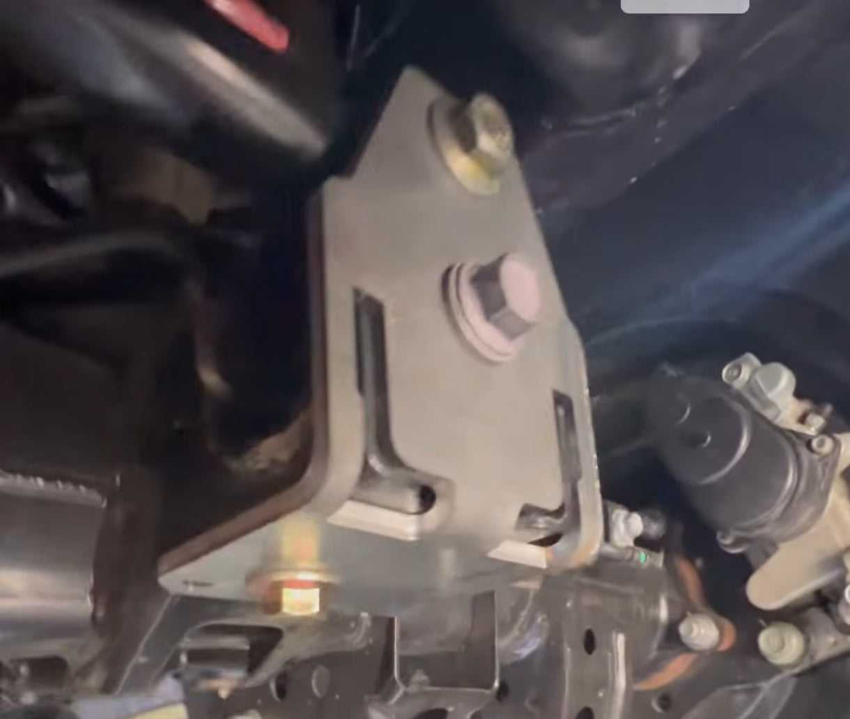 B.O.T.C.K TrackBar Kit for Improved Land Cruiser Stability