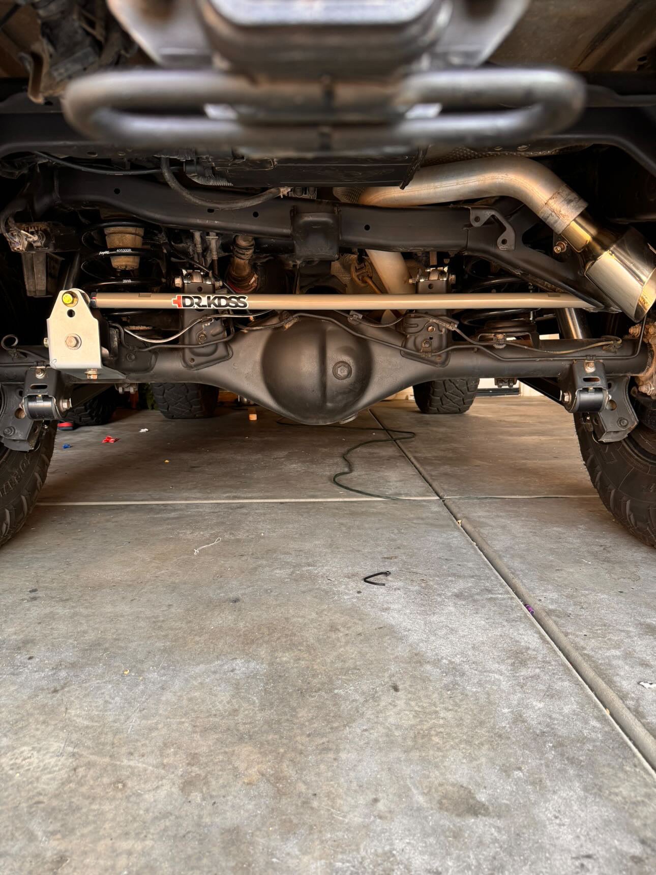 Dr. KDSS Track Bar: Race-Grade Strength for 4Runner/GX