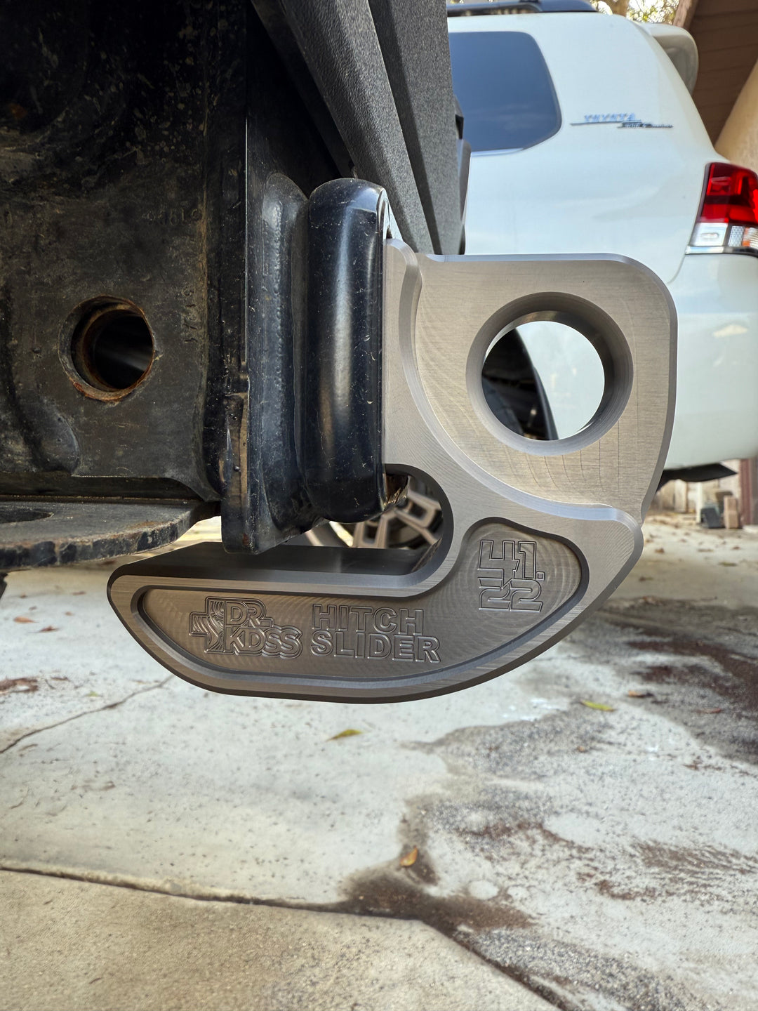 Dr. KDSS x 41.22 Hitch Slider – 2" Recovery Point & Hitch Protection